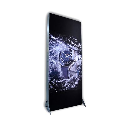 Stand de Banner de Tensión con luz LED 33.5" x 78.7" ( Grafico de doble cara incluido).